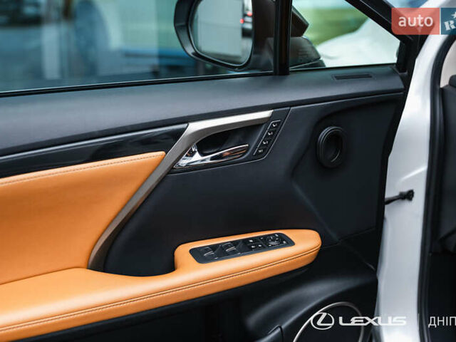 Белый Лексус РХ, объемом двигателя 3.46 л и пробегом 66 тыс. км за 50700 $, фото 21 на Automoto.ua