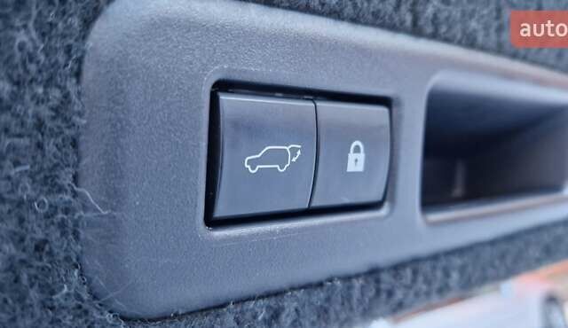 Білий Лексус РХ, об'ємом двигуна 3.46 л та пробігом 136 тис. км за 54000 $, фото 37 на Automoto.ua