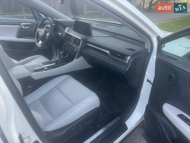 Белый Лексус РХ, объемом двигателя 3.46 л и пробегом 45 тыс. км за 44000 $, фото 9 на Automoto.ua