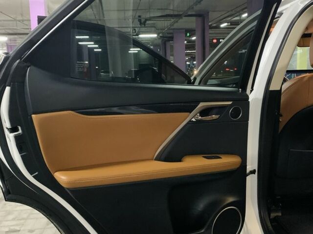 Білий Лексус РХ, об'ємом двигуна 3.5 л та пробігом 79 тис. км за 53000 $, фото 12 на Automoto.ua