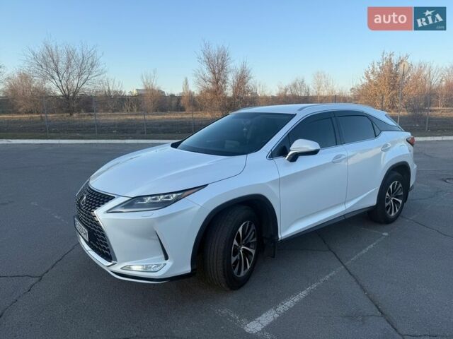 Белый Лексус РХ, объемом двигателя 2 л и пробегом 65 тыс. км за 49990 $, фото 3 на Automoto.ua