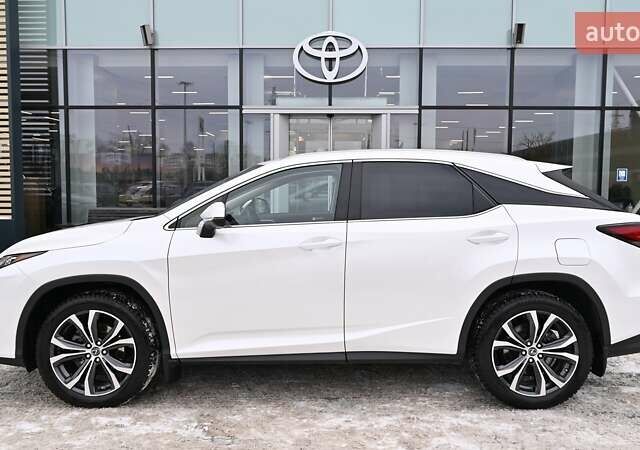 Белый Лексус РХ, объемом двигателя 2 л и пробегом 107 тыс. км за 41069 $, фото 2 на Automoto.ua