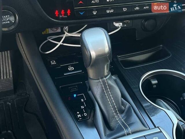 Лексус РХ 2021 в Львове на Automoto.ua Белый Лексус РХ, объемом двигателя 2 л и пробегом 104 тыс. км за 42290 $, фото 34 на Automoto.ua