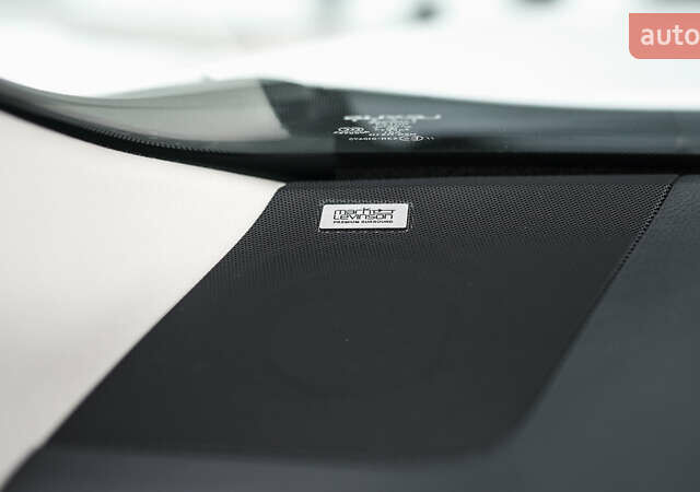 Белый Лексус РХ, объемом двигателя 3.5 л и пробегом 40 тыс. км за 60542 $, фото 39 на Automoto.ua