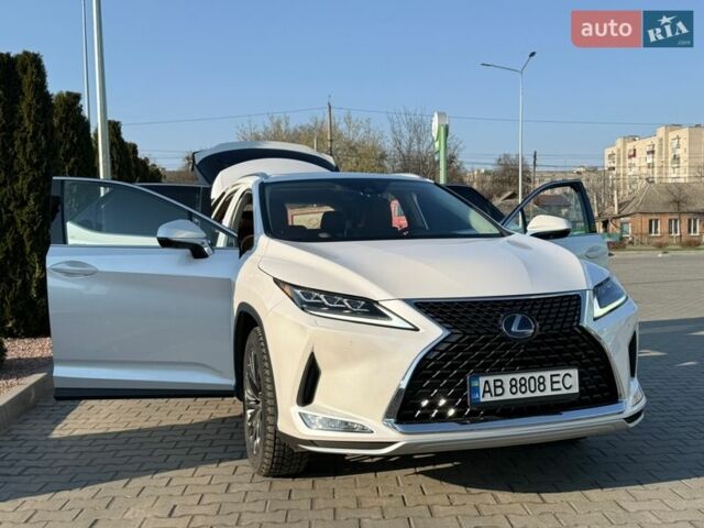 Белый Лексус РХ, объемом двигателя 3.46 л и пробегом 110 тыс. км за 59999 $, фото 3 на Automoto.ua