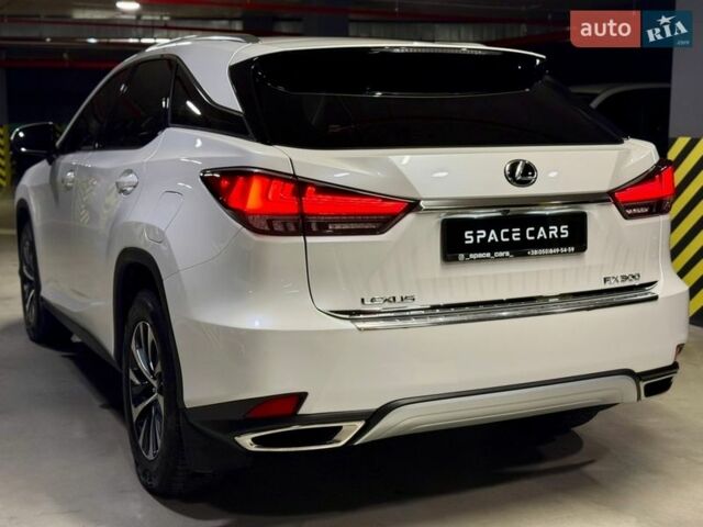 Білий Лексус РХ, об'ємом двигуна 2 л та пробігом 69 тис. км за 43500 $, фото 14 на Automoto.ua
