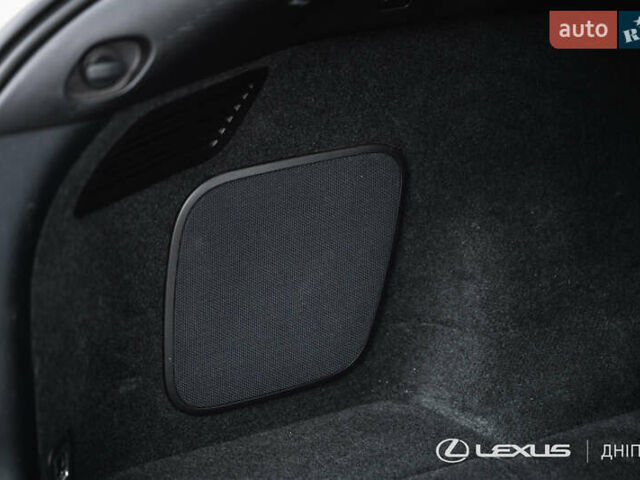Белый Лексус РХ, объемом двигателя 3.46 л и пробегом 66 тыс. км за 50700 $, фото 41 на Automoto.ua