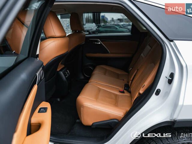 Белый Лексус РХ, объемом двигателя 3.46 л и пробегом 66 тыс. км за 50700 $, фото 20 на Automoto.ua