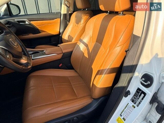 Белый Лексус РХ, объемом двигателя 3.46 л и пробегом 110 тыс. км за 59999 $, фото 15 на Automoto.ua
