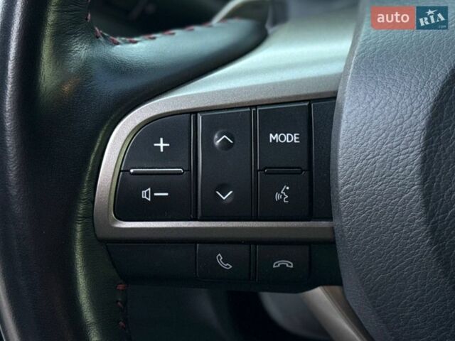 Белый Лексус РХ, объемом двигателя 3.46 л и пробегом 61 тыс. км за 57500 $, фото 29 на Automoto.ua