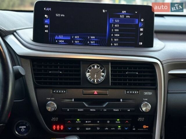 Белый Лексус РХ, объемом двигателя 3.46 л и пробегом 61 тыс. км за 57500 $, фото 19 на Automoto.ua