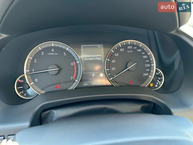 Білий Лексус РХ, об'ємом двигуна 2 л та пробігом 26 тис. км за 49500 $, фото 31 на Automoto.ua