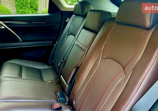 Белый Лексус РХ, объемом двигателя 3.46 л и пробегом 49 тыс. км за 57500 $, фото 33 на Automoto.ua