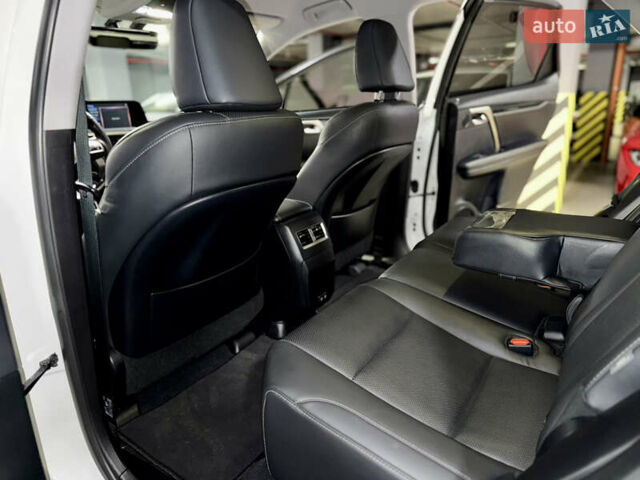 Білий Лексус РХ, об'ємом двигуна 2 л та пробігом 69 тис. км за 48500 $, фото 25 на Automoto.ua