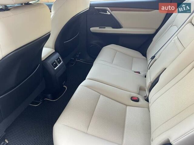 Белый Лексус РХ, объемом двигателя 3.46 л и пробегом 52 тыс. км за 38500 $, фото 20 на Automoto.ua