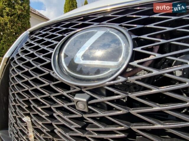 Белый Лексус РХ, объемом двигателя 3.46 л и пробегом 142 тыс. км за 52500 $, фото 9 на Automoto.ua