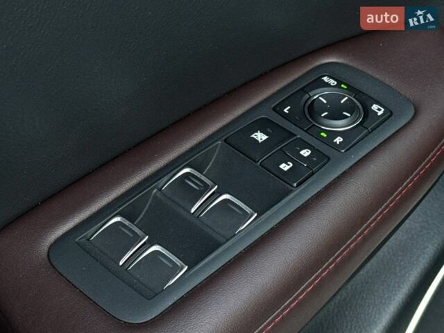 Белый Лексус РХ, объемом двигателя 3.46 л и пробегом 61 тыс. км за 57500 $, фото 42 на Automoto.ua