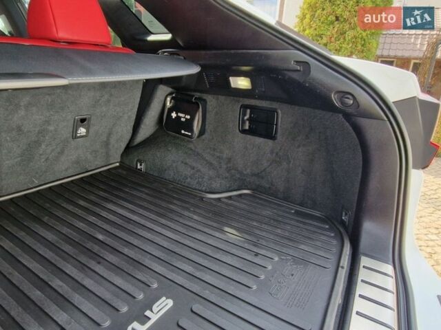 Белый Лексус РХ, объемом двигателя 3.46 л и пробегом 142 тыс. км за 52500 $, фото 31 на Automoto.ua