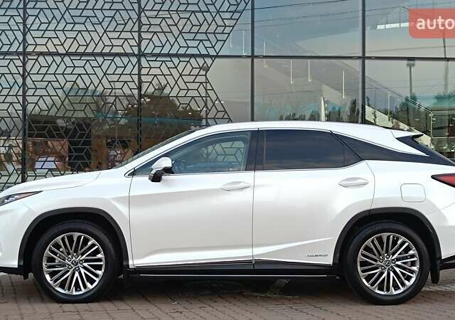 Лексус РХ 2021 у Києві на Automoto.ua Білий Лексус РХ, об'ємом двигуна 3.5 л та пробігом 54 тис. км за 58837 $, фото 2 на Automoto.ua