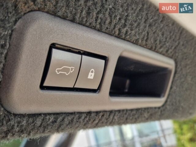 Белый Лексус РХ, объемом двигателя 3.46 л и пробегом 142 тыс. км за 52500 $, фото 34 на Automoto.ua