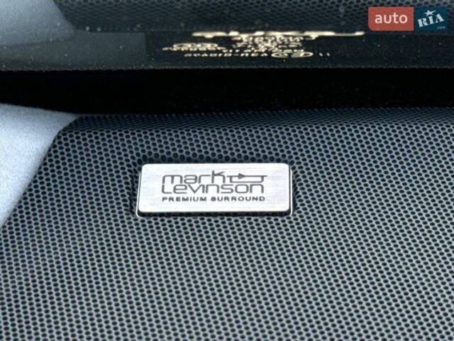 Белый Лексус РХ, объемом двигателя 3.46 л и пробегом 61 тыс. км за 57500 $, фото 27 на Automoto.ua