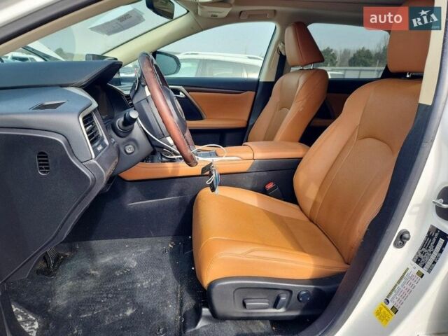 Білий Лексус РХ, об'ємом двигуна 3.46 л та пробігом 63 тис. км за 18000 $, фото 6 на Automoto.ua