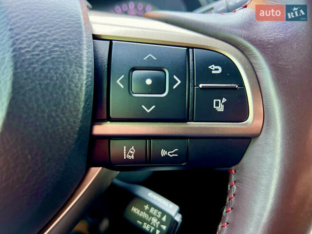 Белый Лексус РХ, объемом двигателя 3.46 л и пробегом 49 тыс. км за 57500 $, фото 49 на Automoto.ua