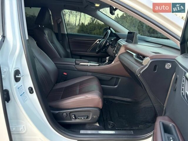 Белый Лексус РХ, объемом двигателя 3.46 л и пробегом 61 тыс. км за 57500 $, фото 23 на Automoto.ua