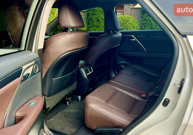 Белый Лексус РХ, объемом двигателя 3.46 л и пробегом 49 тыс. км за 57500 $, фото 25 на Automoto.ua