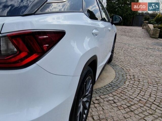 Белый Лексус РХ, объемом двигателя 3.46 л и пробегом 142 тыс. км за 52500 $, фото 23 на Automoto.ua