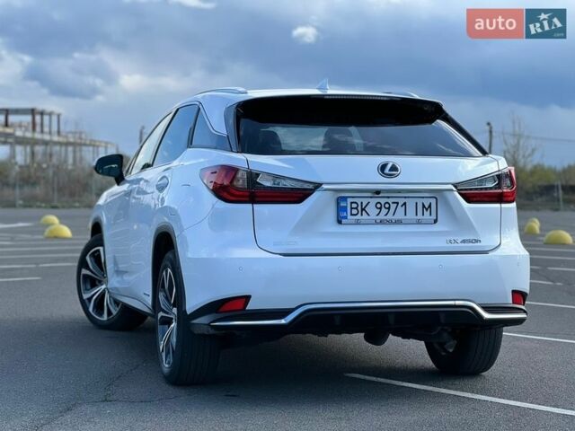 Белый Лексус РХ, объемом двигателя 3.5 л и пробегом 45 тыс. км за 44900 $, фото 4 на Automoto.ua