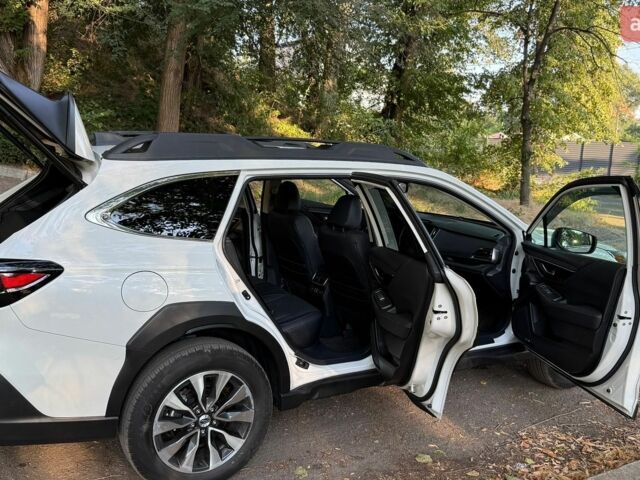 Білий Лексус РХ, об'ємом двигуна 2 л та пробігом 65 тис. км за 46500 $, фото 40 на Automoto.ua