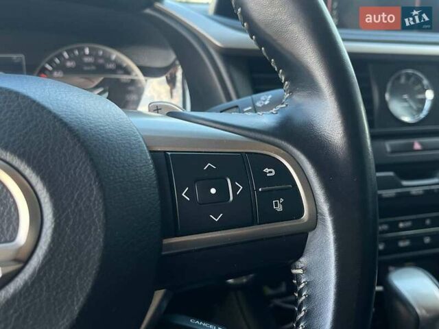 Лексус РХ 2021 в Львове на Automoto.ua Белый Лексус РХ, объемом двигателя 2 л и пробегом 104 тыс. км за 42290 $, фото 38 на Automoto.ua