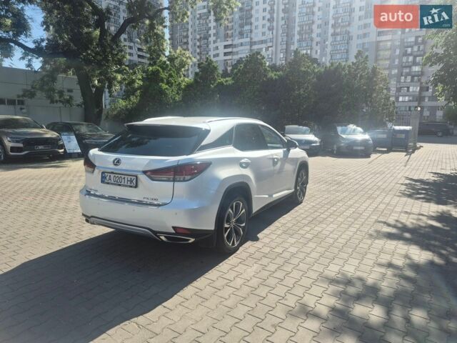 Белый Лексус РХ, объемом двигателя 2 л и пробегом 36 тыс. км за 49999 $, фото 3 на Automoto.ua