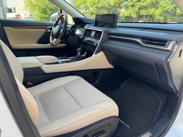 Лексус РХ 2021 у Дніпро (Дніпропетровську) на Automoto.ua Білий Лексус РХ, об'ємом двигуна 3.5 л та пробігом 70 тис. км за 45000 $, фото 14 на Automoto.ua