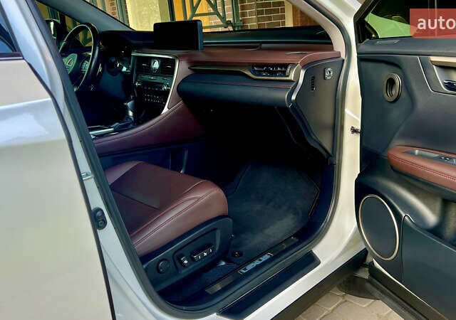 Белый Лексус РХ, объемом двигателя 3.46 л и пробегом 49 тыс. км за 57500 $, фото 26 на Automoto.ua