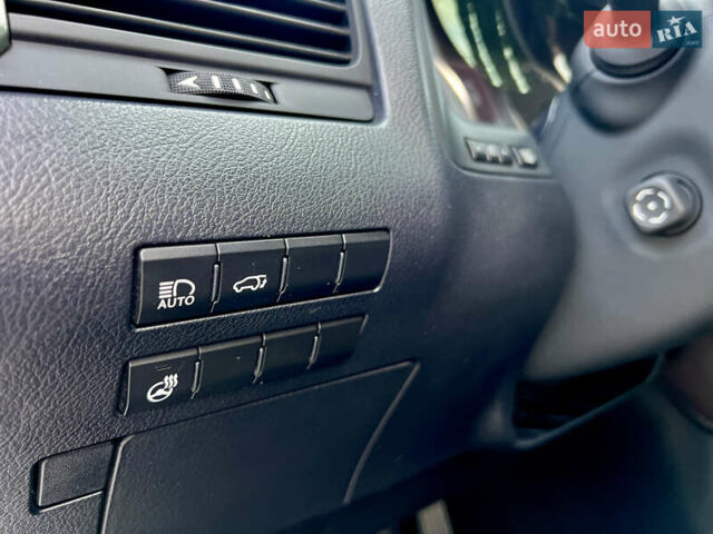 Белый Лексус РХ, объемом двигателя 3.46 л и пробегом 49 тыс. км за 57500 $, фото 51 на Automoto.ua