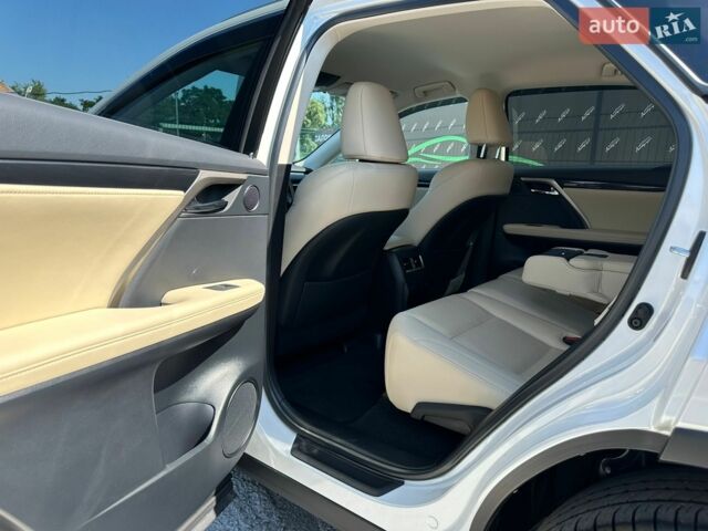 Білий Лексус РХ, об'ємом двигуна 2 л та пробігом 26 тис. км за 49500 $, фото 16 на Automoto.ua