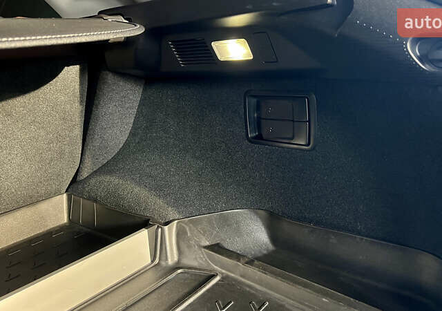 Белый Лексус РХ, объемом двигателя 3.46 л и пробегом 49 тыс. км за 57500 $, фото 59 на Automoto.ua