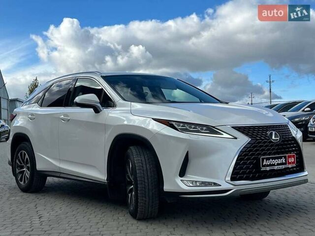 Лексус РХ 2021 в Львове на Automoto.ua Белый Лексус РХ, объемом двигателя 2 л и пробегом 104 тыс. км за 42290 $, фото 11 на Automoto.ua