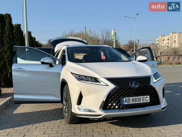 Белый Лексус РХ, объемом двигателя 3.46 л и пробегом 110 тыс. км за 57500 $, фото 3 на Automoto.ua