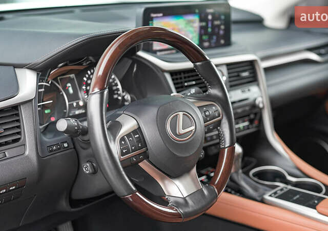 Белый Лексус РХ, объемом двигателя 3.5 л и пробегом 40 тыс. км за 60542 $, фото 15 на Automoto.ua