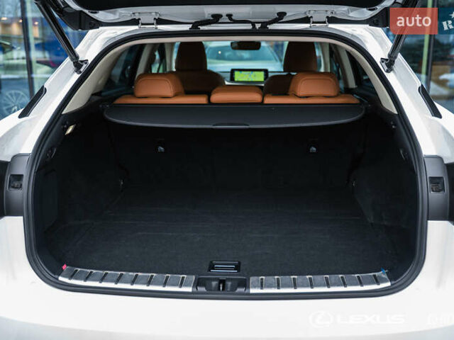 Белый Лексус РХ, объемом двигателя 3.46 л и пробегом 66 тыс. км за 50700 $, фото 40 на Automoto.ua