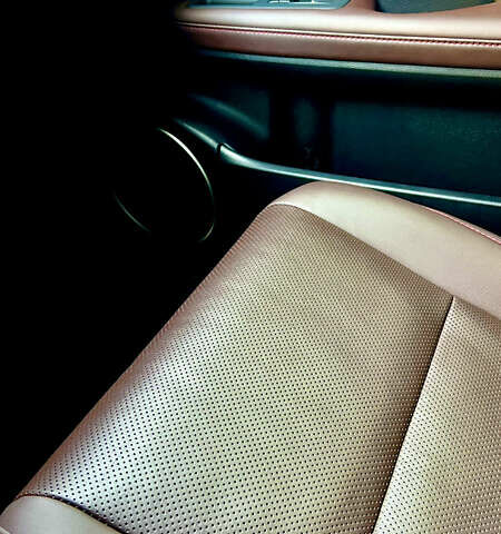 Белый Лексус РХ, объемом двигателя 3.46 л и пробегом 49 тыс. км за 57500 $, фото 35 на Automoto.ua