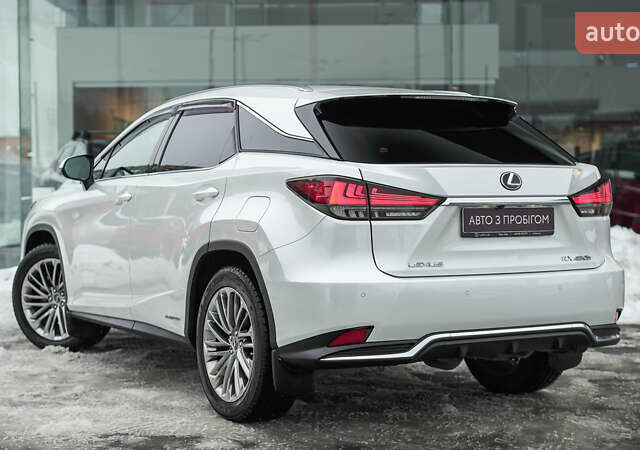 Белый Лексус РХ, объемом двигателя 3.5 л и пробегом 40 тыс. км за 60542 $, фото 1 на Automoto.ua