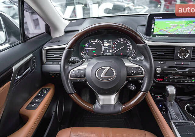 Белый Лексус РХ, объемом двигателя 3.5 л и пробегом 40 тыс. км за 60542 $, фото 8 на Automoto.ua