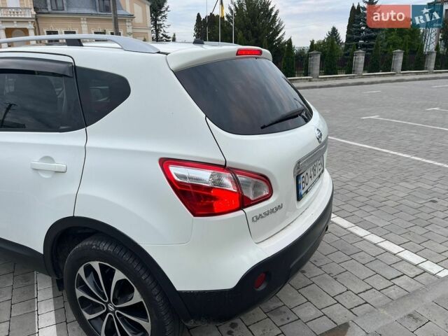 Белый Лексус РХ, объемом двигателя 2 л и пробегом 87 тыс. км за 34990 $, фото 4 на Automoto.ua
