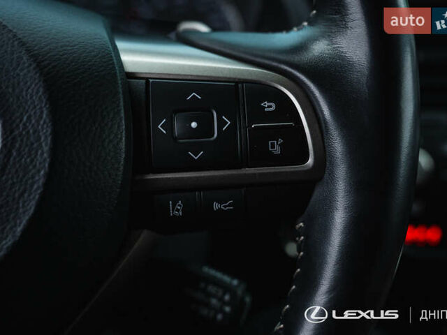 Белый Лексус РХ, объемом двигателя 3.46 л и пробегом 66 тыс. км за 50700 $, фото 19 на Automoto.ua