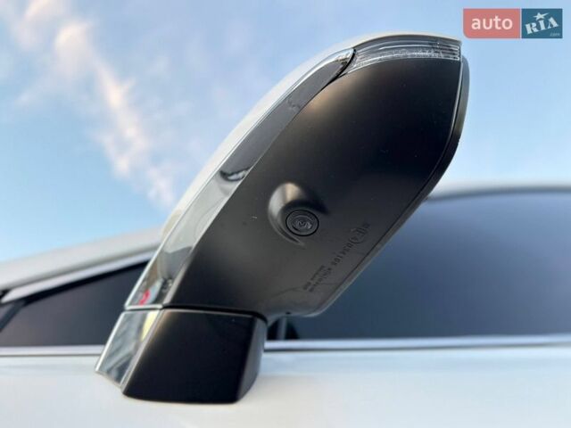 Белый Лексус РХ, объемом двигателя 3.46 л и пробегом 61 тыс. км за 57500 $, фото 37 на Automoto.ua