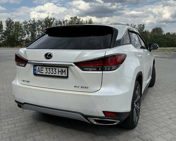Белый Лексус РХ, объемом двигателя 2 л и пробегом 33 тыс. км за 53400 $, фото 9 на Automoto.ua